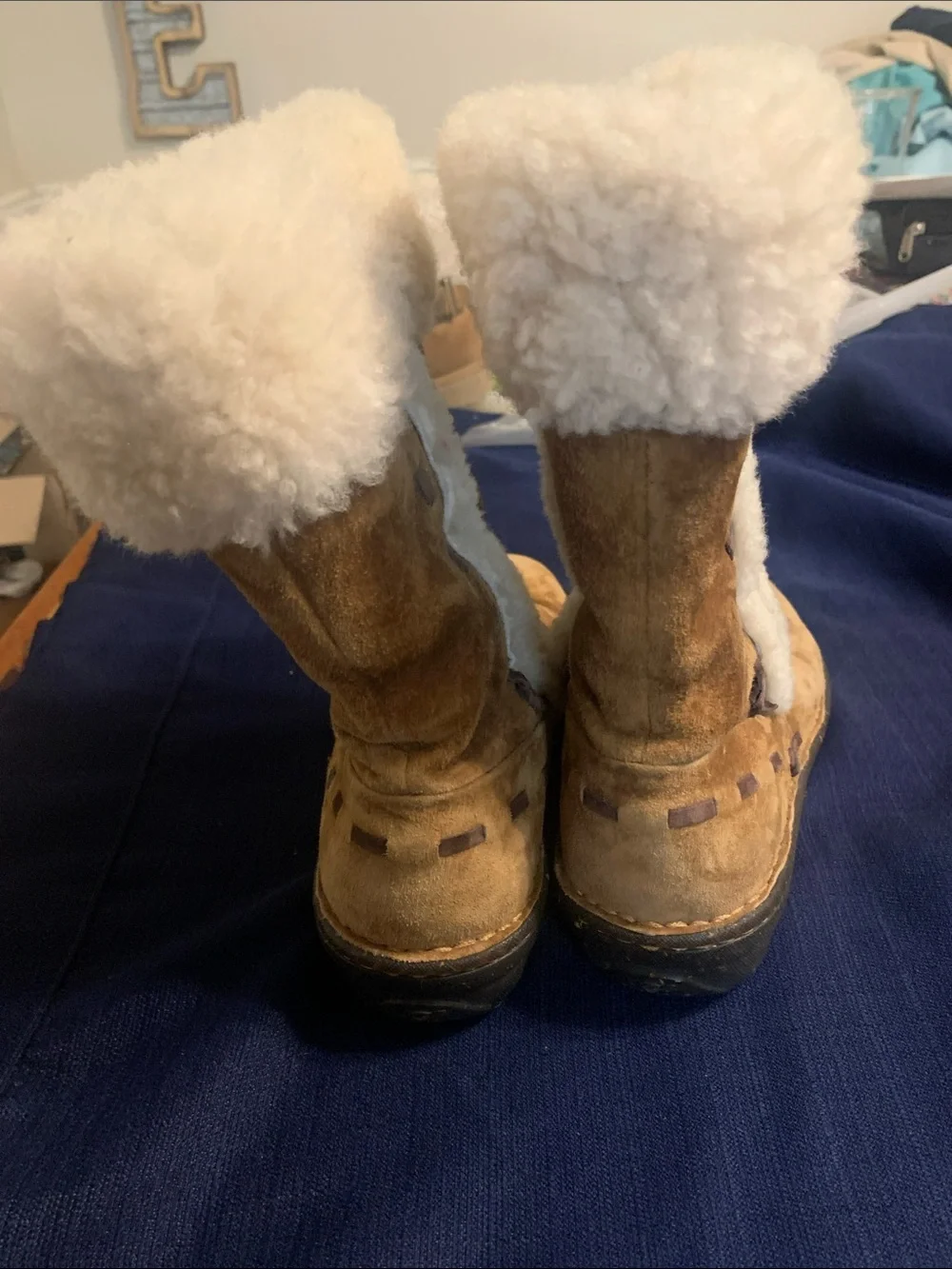 UGG soft chestnut